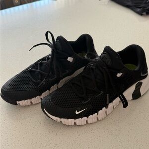 Nike Black Metcon